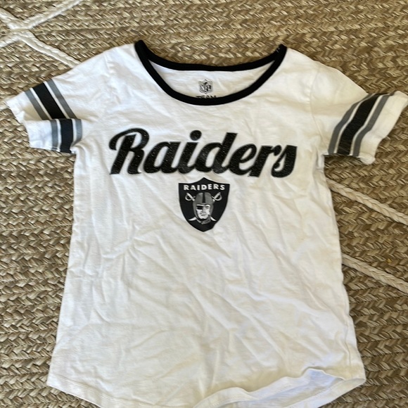 Raiders top small in kids - Picture 1 of 4